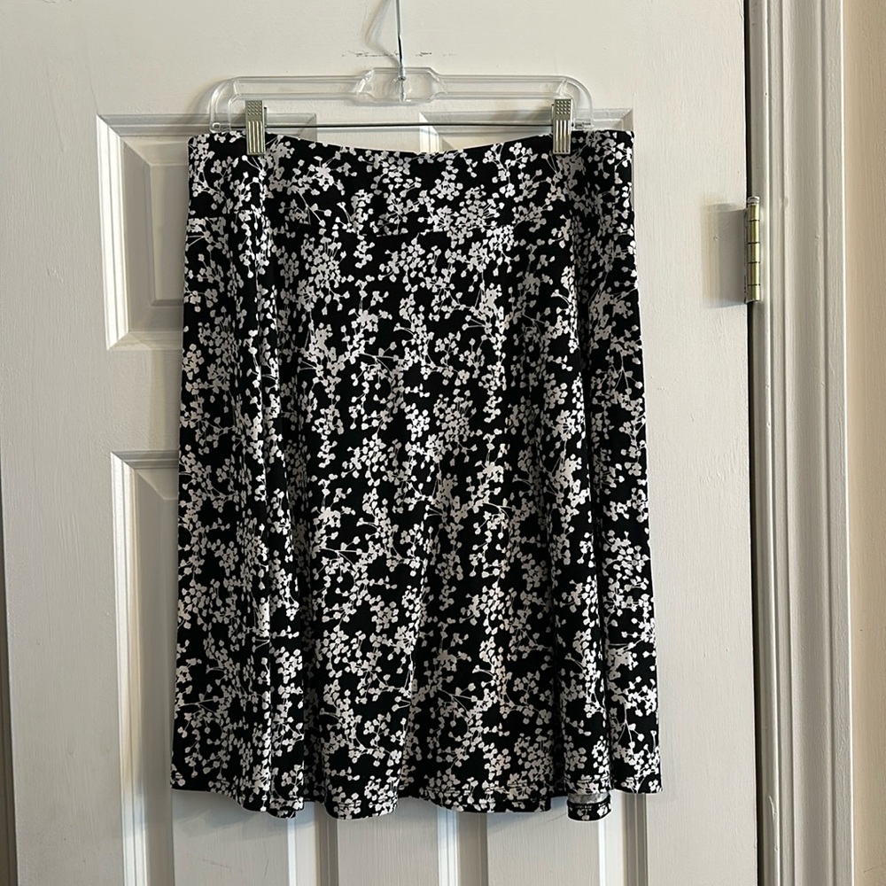 Black and White Flowery Skirt